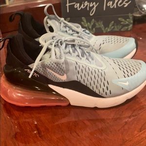 COPY - Women’s Nike AirMax 270 size 7.5